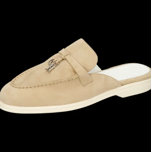 Adley 15