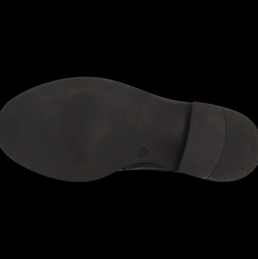 Pia 4